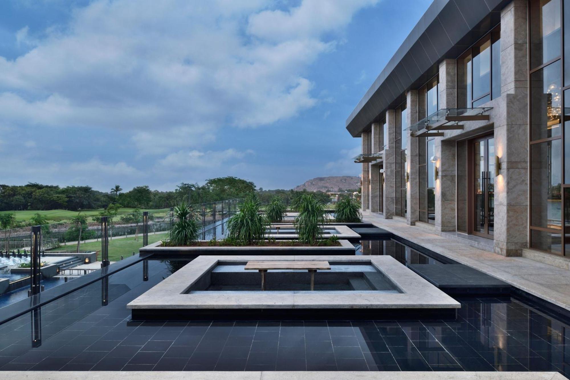 Jw Marriott Hotel Bengaluru Prestige Golfshire Resort & Spa Avati Dış mekan fotoğraf
