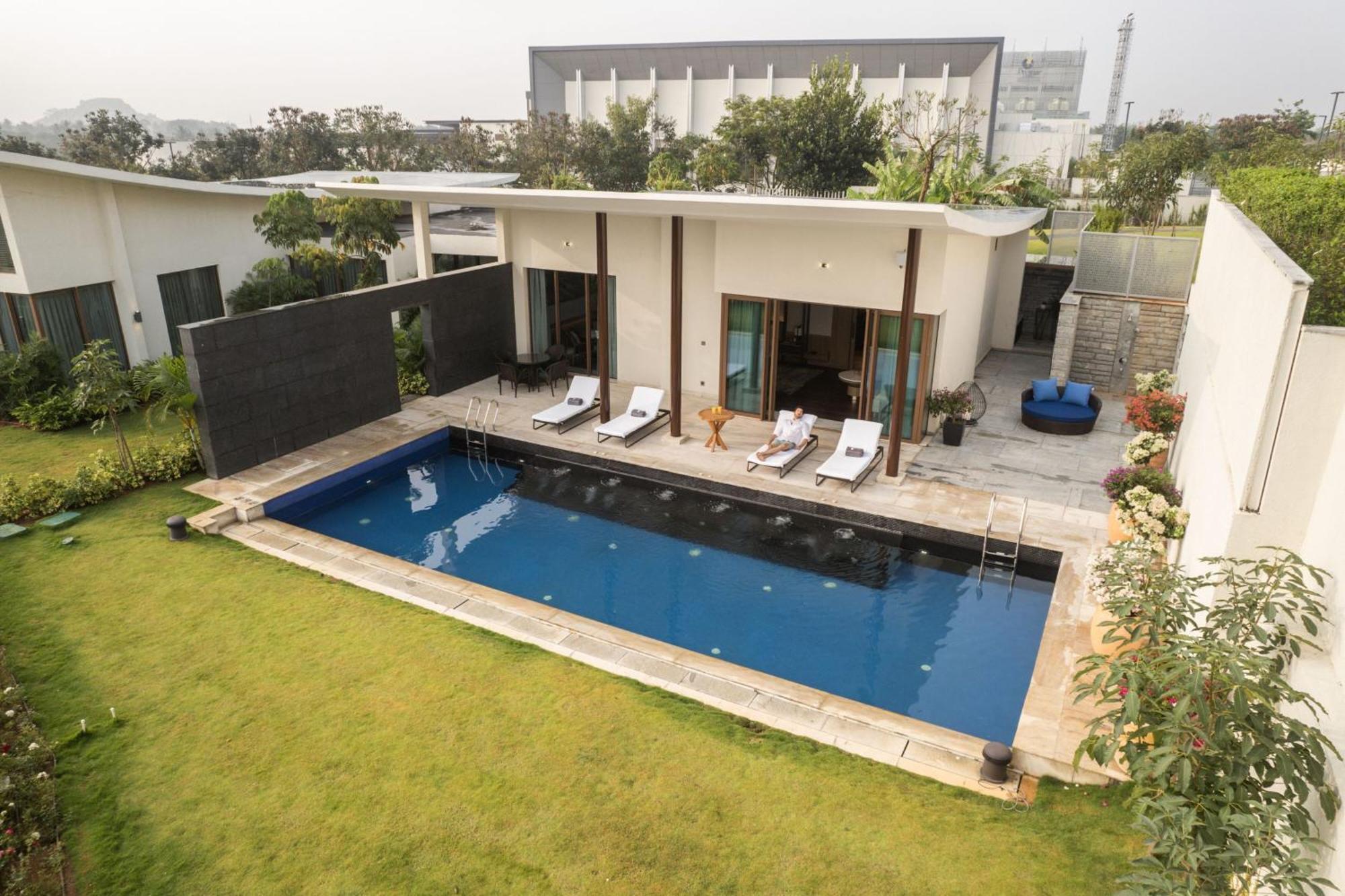 Jw Marriott Hotel Bengaluru Prestige Golfshire Resort & Spa Avati Dış mekan fotoğraf