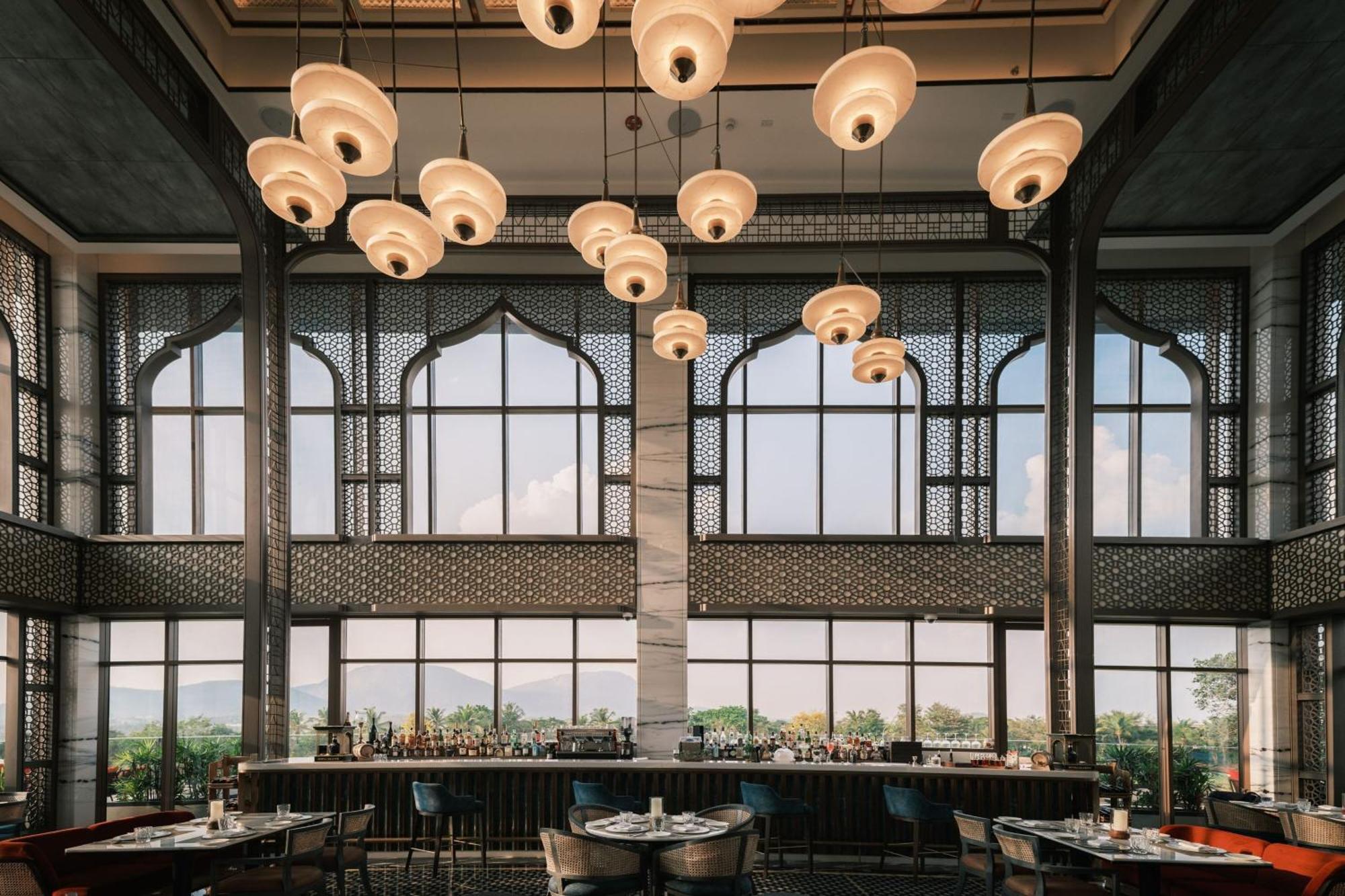 Jw Marriott Hotel Bengaluru Prestige Golfshire Resort & Spa Avati Dış mekan fotoğraf
