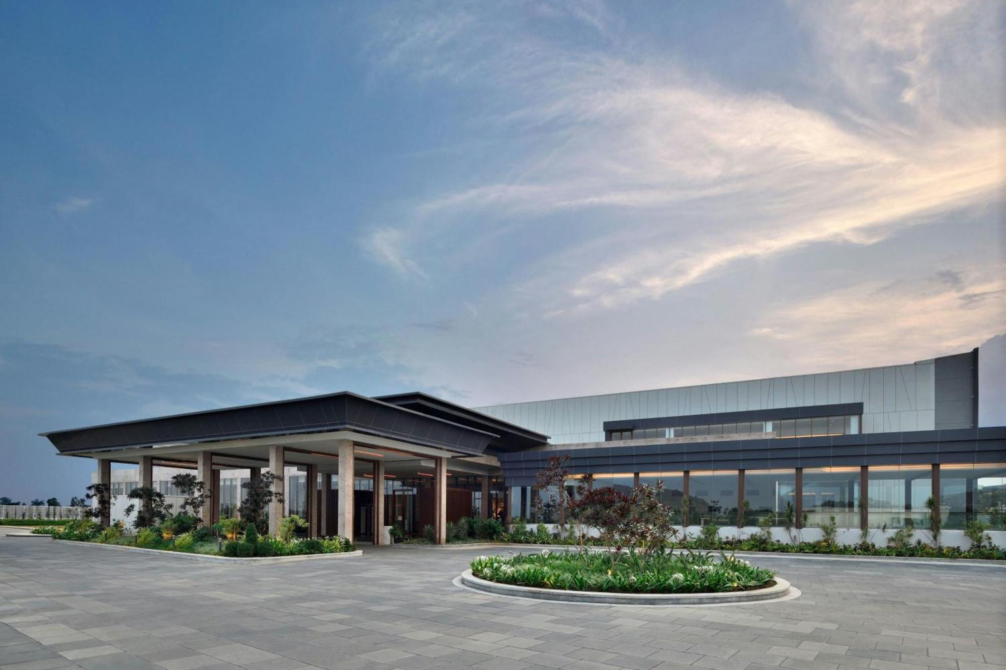 Jw Marriott Hotel Bengaluru Prestige Golfshire Resort & Spa Avati Dış mekan fotoğraf